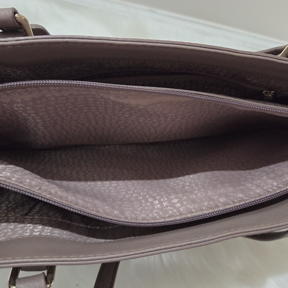 Kate Spade New York Laurel Way Jaelyn Yote in Soft Taupe - Work Bag - Picture 4 of 5